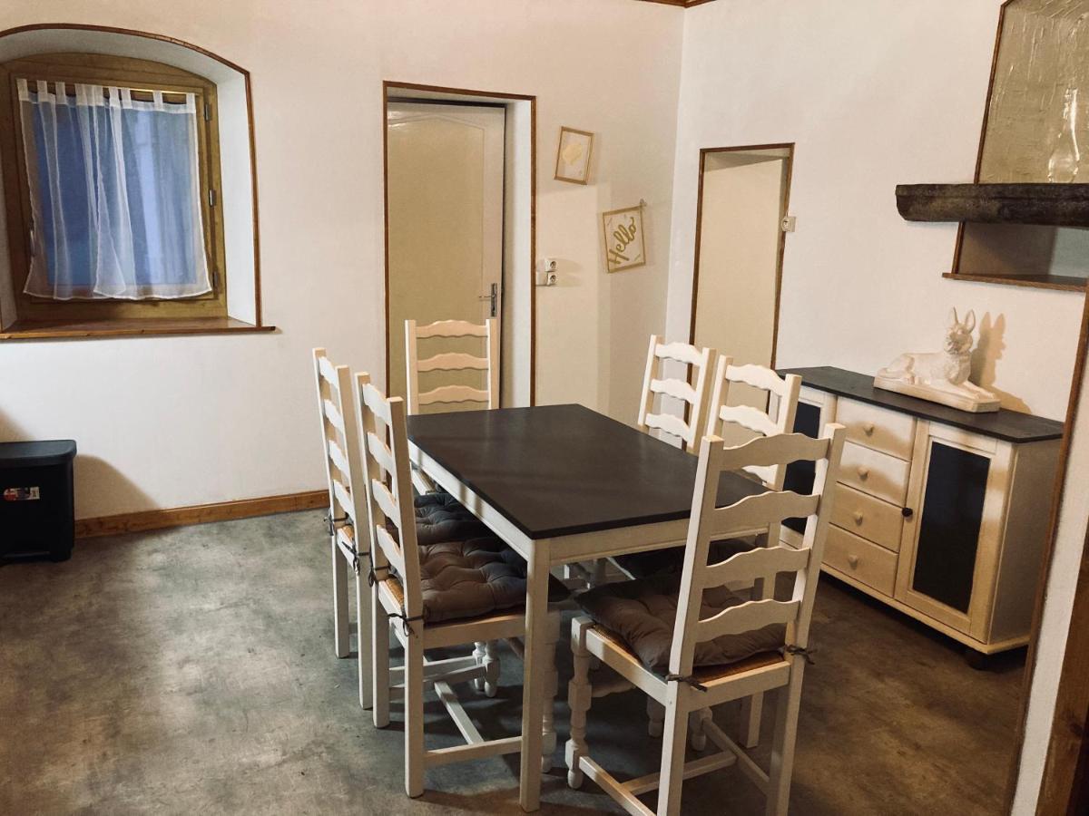 Gite Des Reculees Ladoye-sur-Seille Exterior photo